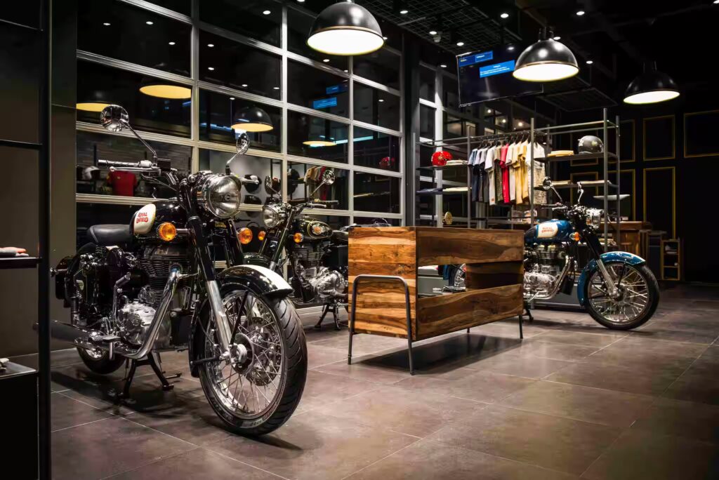 Royal Enfield Service Center in Ameerpet | Best Bike Garage – 2025